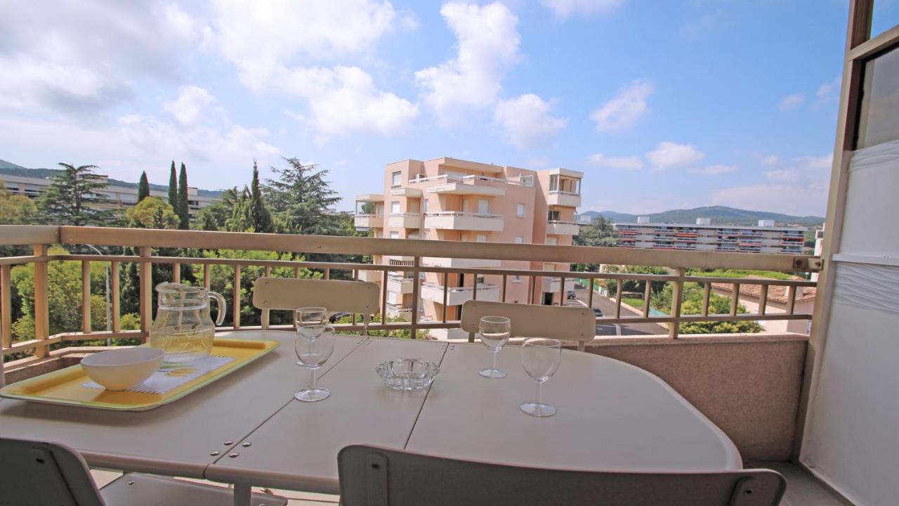 Santa Cruz Apartment Sainte-Maxime Bagian luar foto