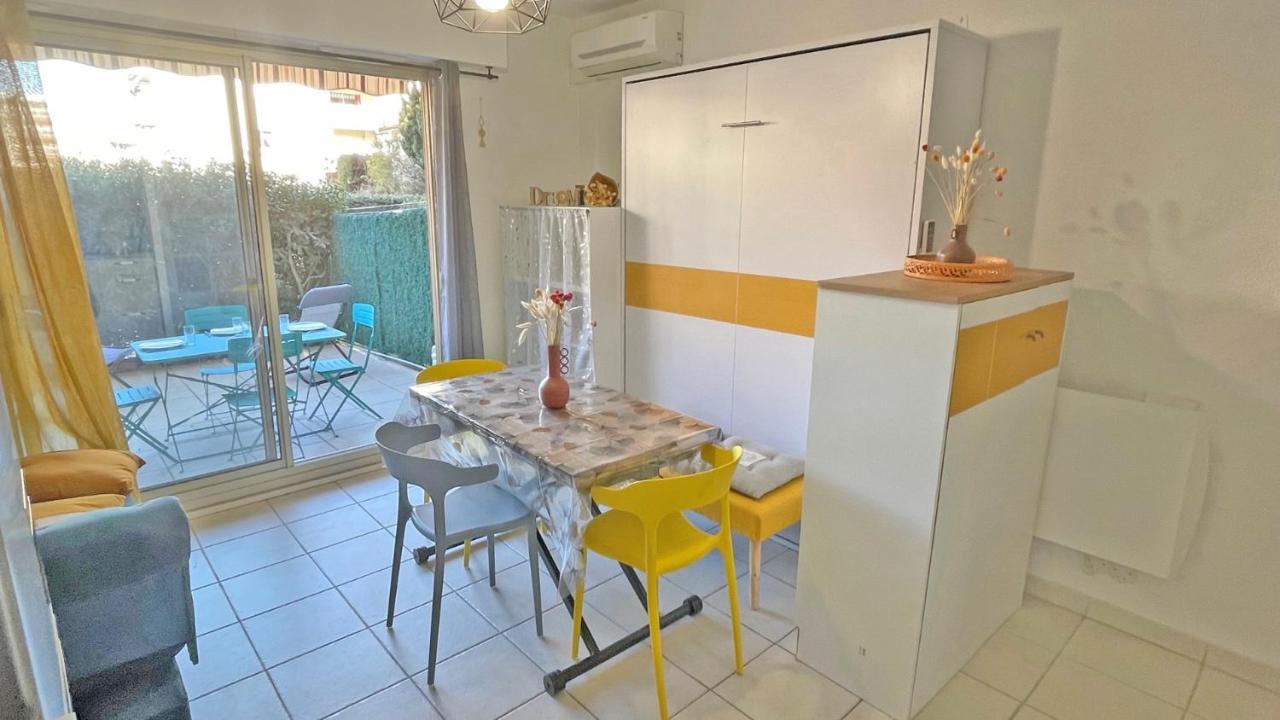 Santa Cruz Apartment Sainte-Maxime Bagian luar foto